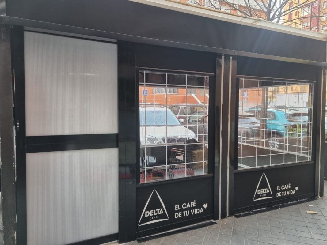 toldos correderos, toldos palilleria, toldos verticales y pergolas retractiles (29)