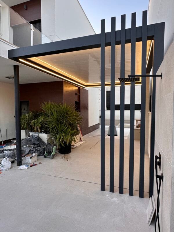 Pérgola bioclimática premium Alicante