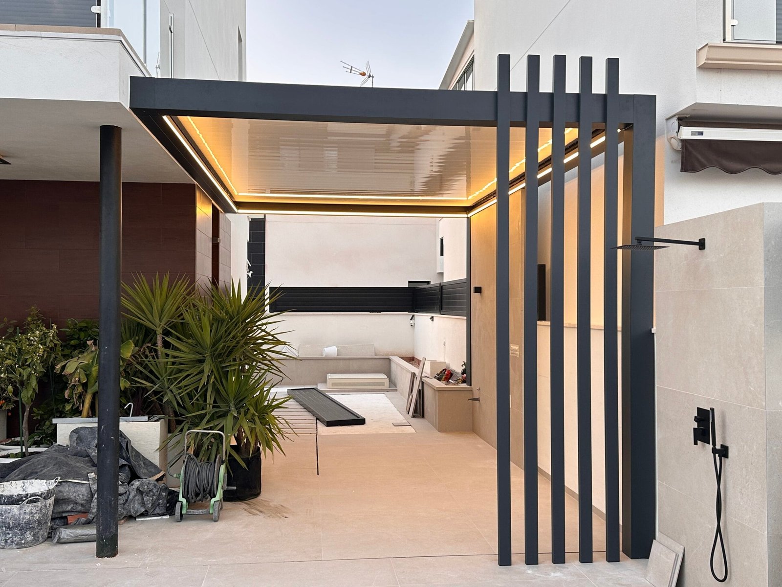 Pérgola bioclimática premium Alicante
