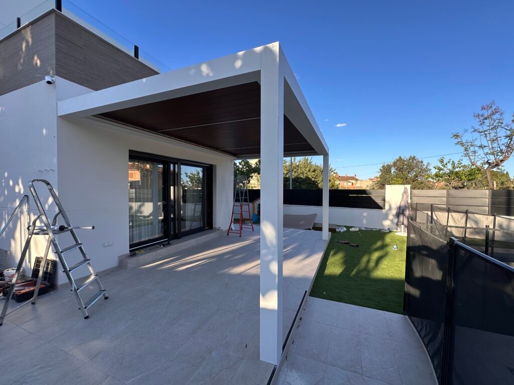 Pergola bioclimatica en muchamiel- Alicante (31)