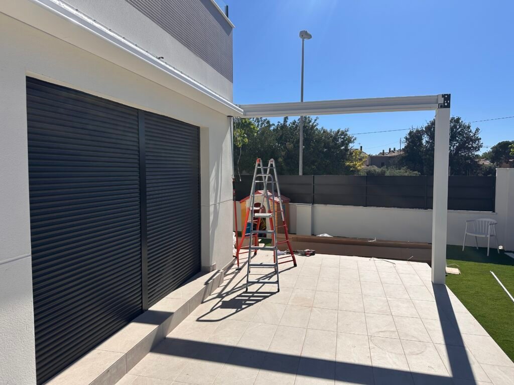 Pergola bioclimatica en muchamiel- Alicante (31)