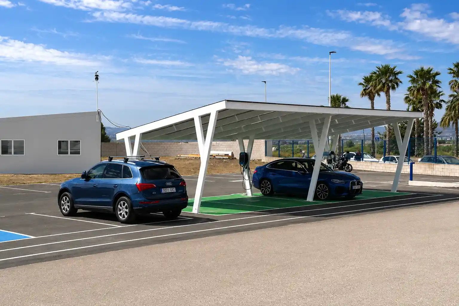 Marquesina de aluminio para proteger coches en Alicante