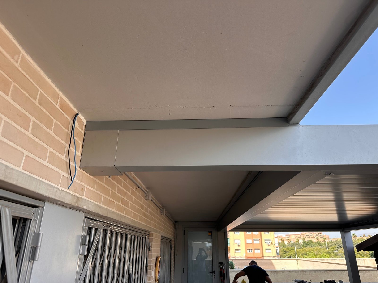Pérgola bioclimática: ideas para mejorar un espacio exterior - imagen 3