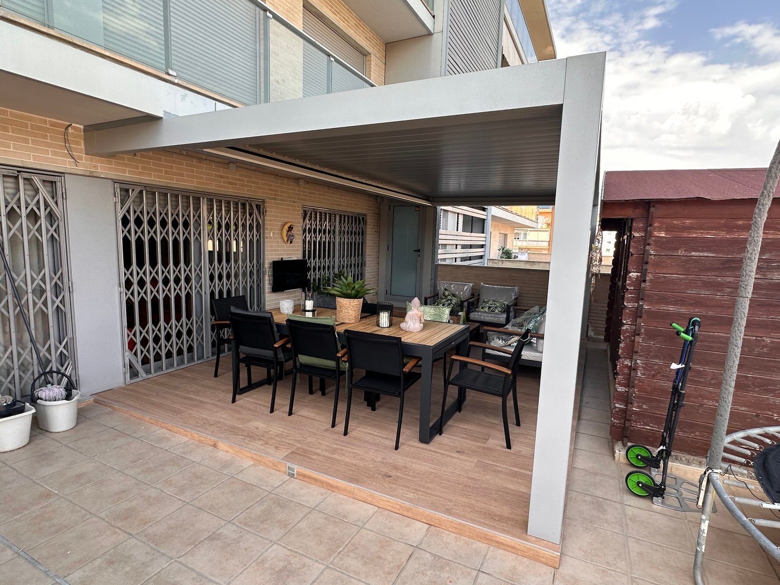 Pérgola bioclimática: ideas para mejorar un espacio exterior - imagen 4