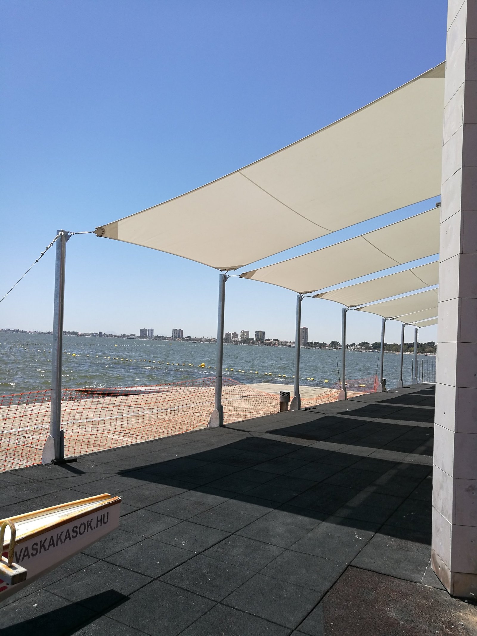 Toldo vela: criterios para valorar una solución de sombra en exteriores - imagen 3